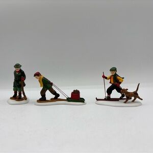 Dept 56 1998 Vintage HVC Alpine Village Trekking In The Snow Set Of 3 56202 EUC